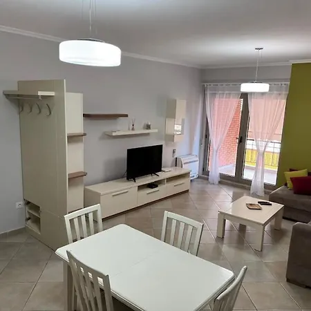 Apartment Kompleksi Delijorgji 3 *